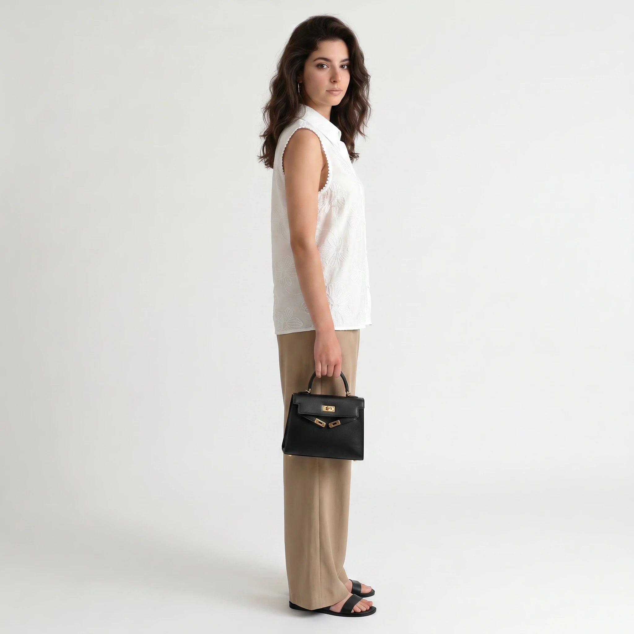 Embroidered Sleeveless Shirt WHD0605068-S-2505101