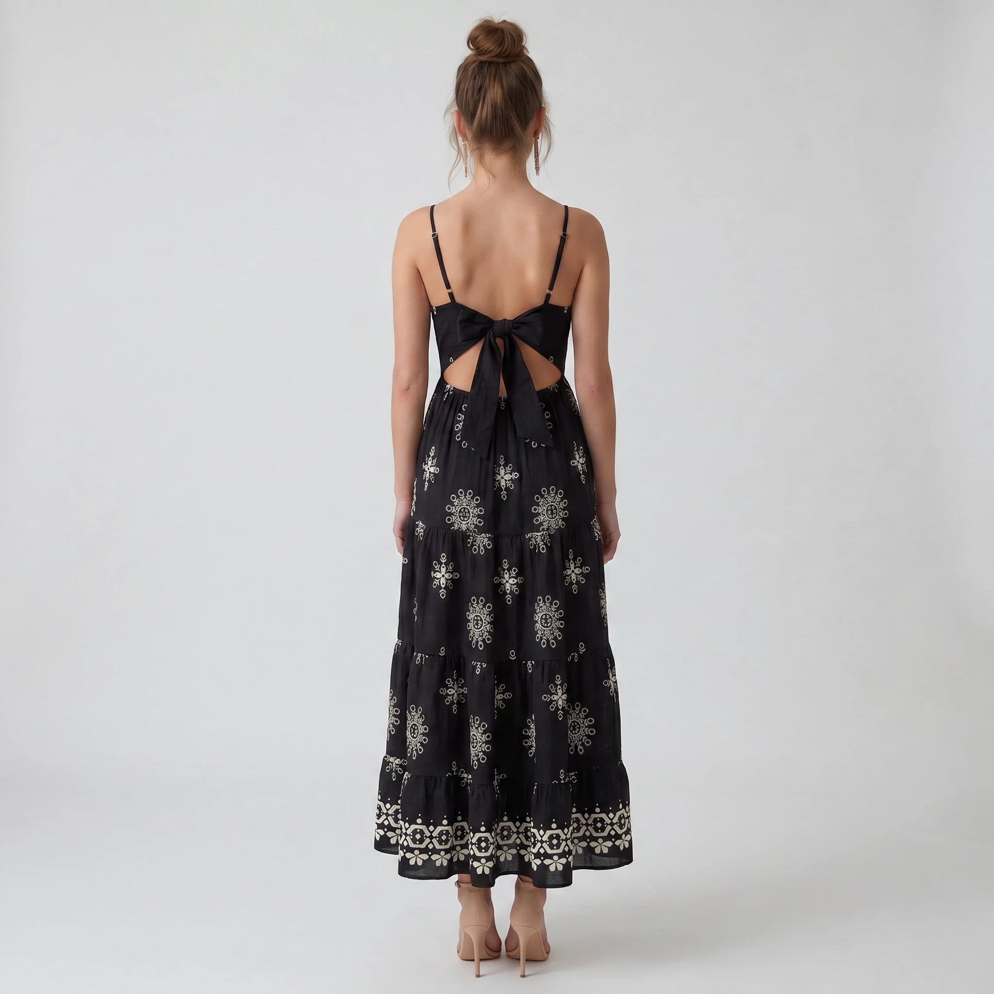 Embroidered Tie-Back Maxi Dress WHD0605171-S-250724