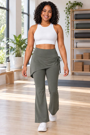 WEARHUB Polyester-Spandex Ruched Flared Active Skort Pants — Starry Black, lifestyle view