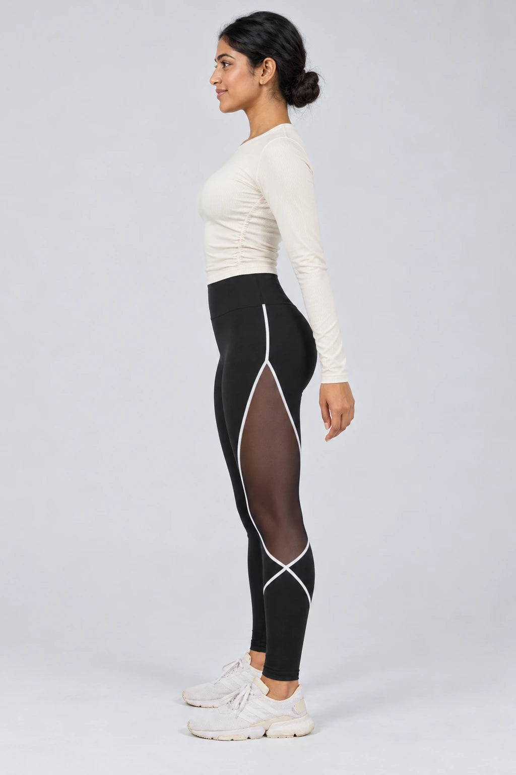 WEARHUB Polyester-Spandex Color-Block Mesh-Panel Active Leggings — Black, side view