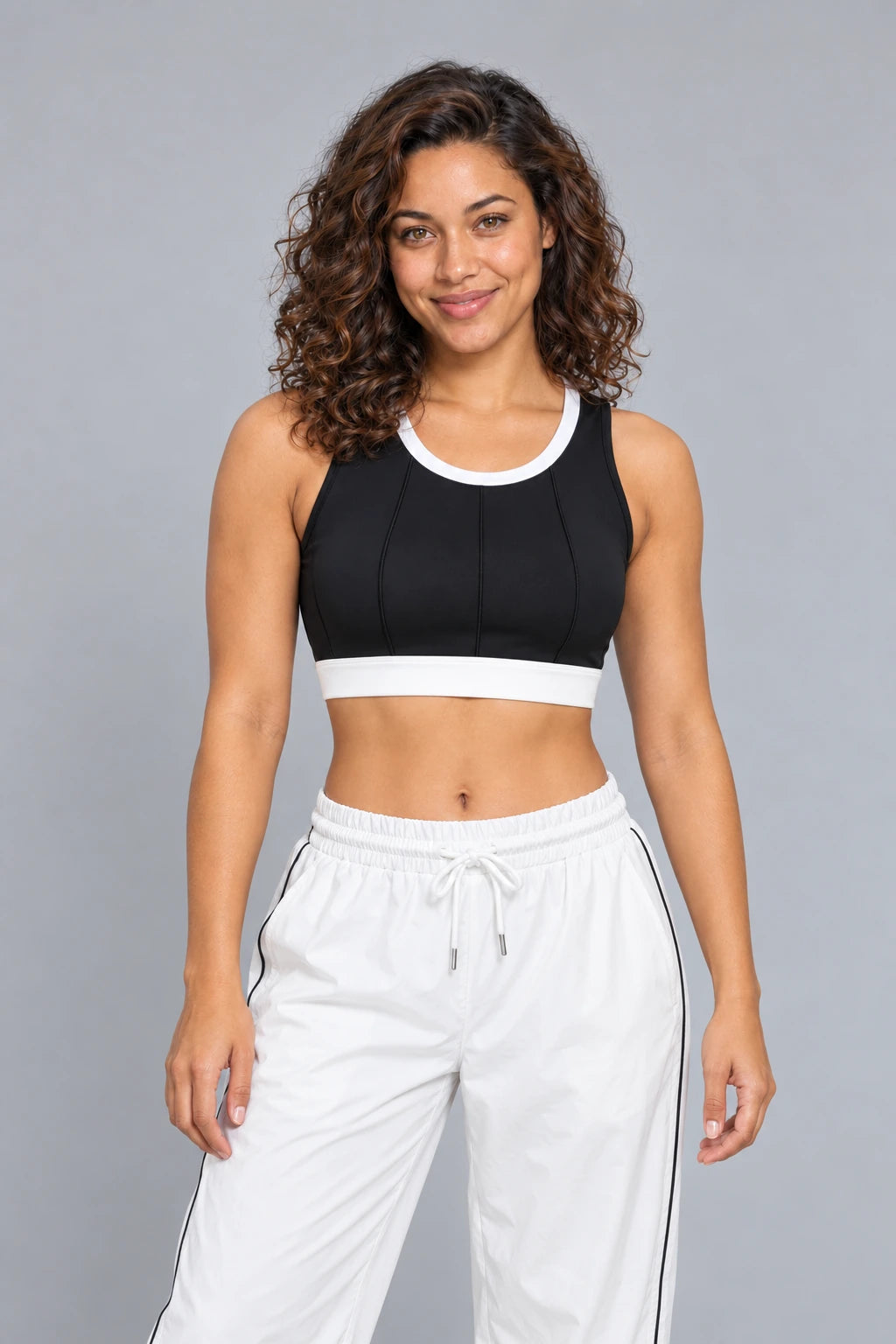 WEARHUB Polyester-Spandex Vertical-Stripe Color-Block Sports Bra — Starry Black, front view