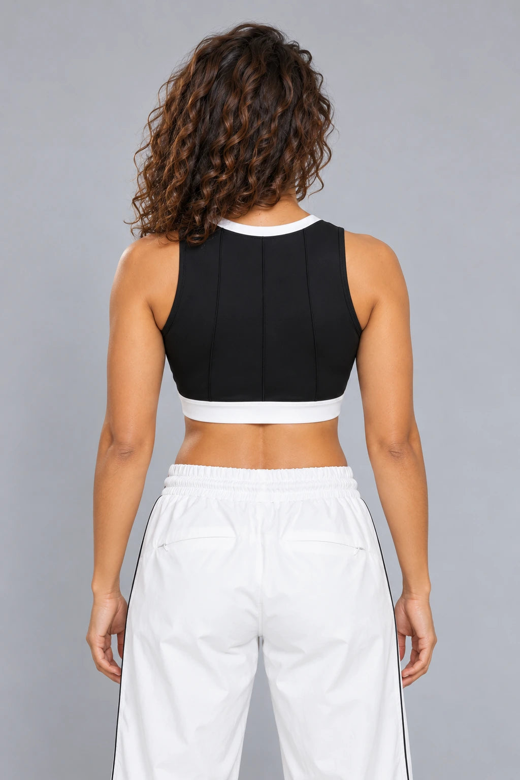 WEARHUB Polyester-Spandex Vertical-Stripe Color-Block Sports Bra — Starry Black, back view