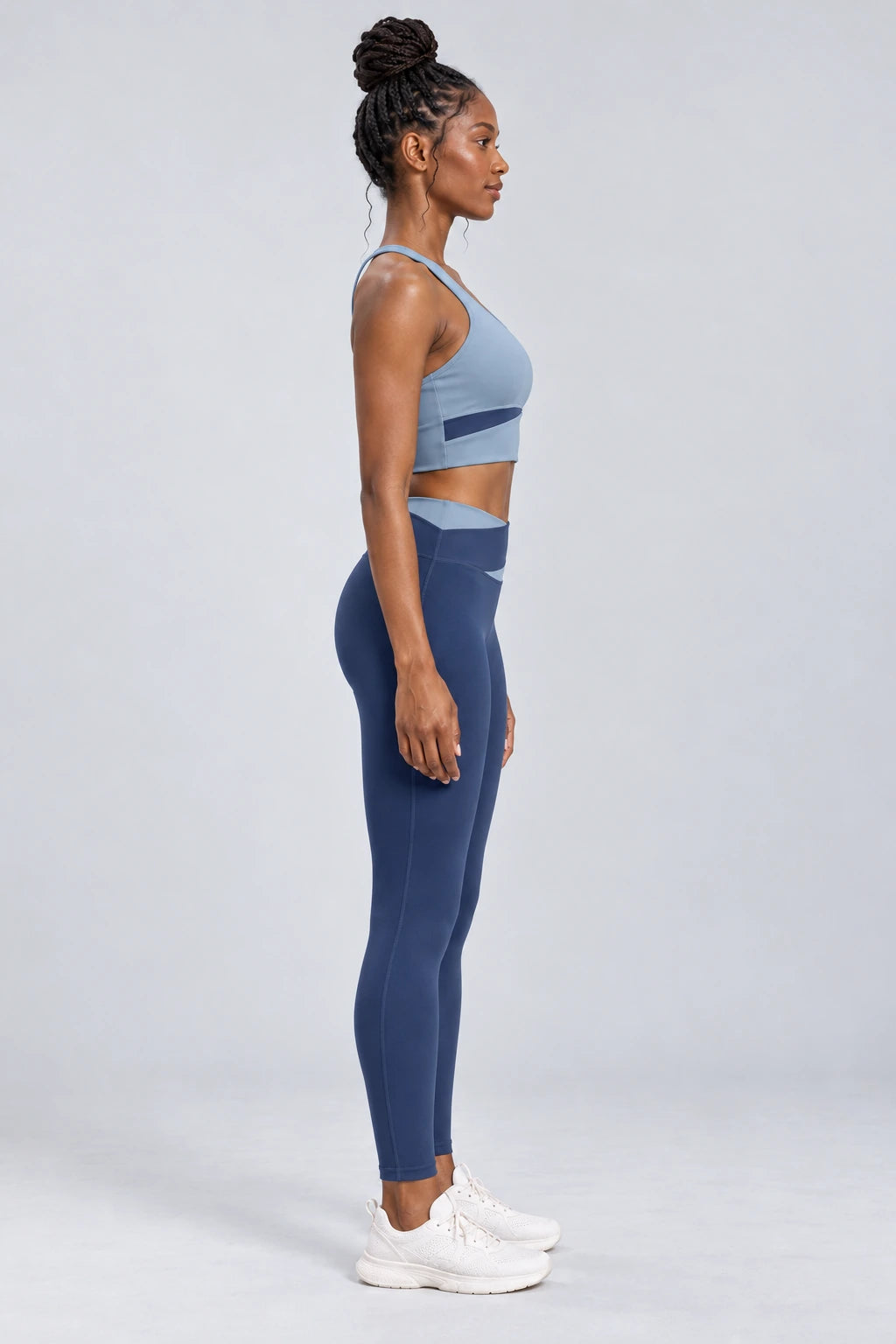 WEARHUB Polyester-Spandex Color-Block Sports Bra — Starry Black, side view