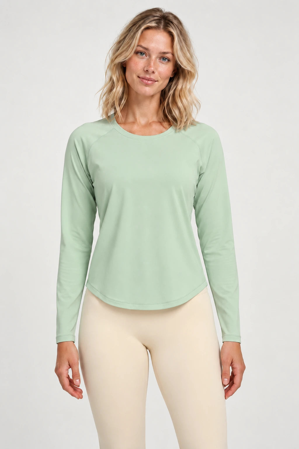 WEARHUB Polyester-Spandex Mesh-Back Relaxed Long-Sleeve Top — Light Sage, front view